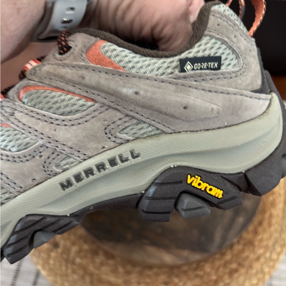 Merrell Hiking shoe size women’s size 7 Brand New - Picture 4 of 11